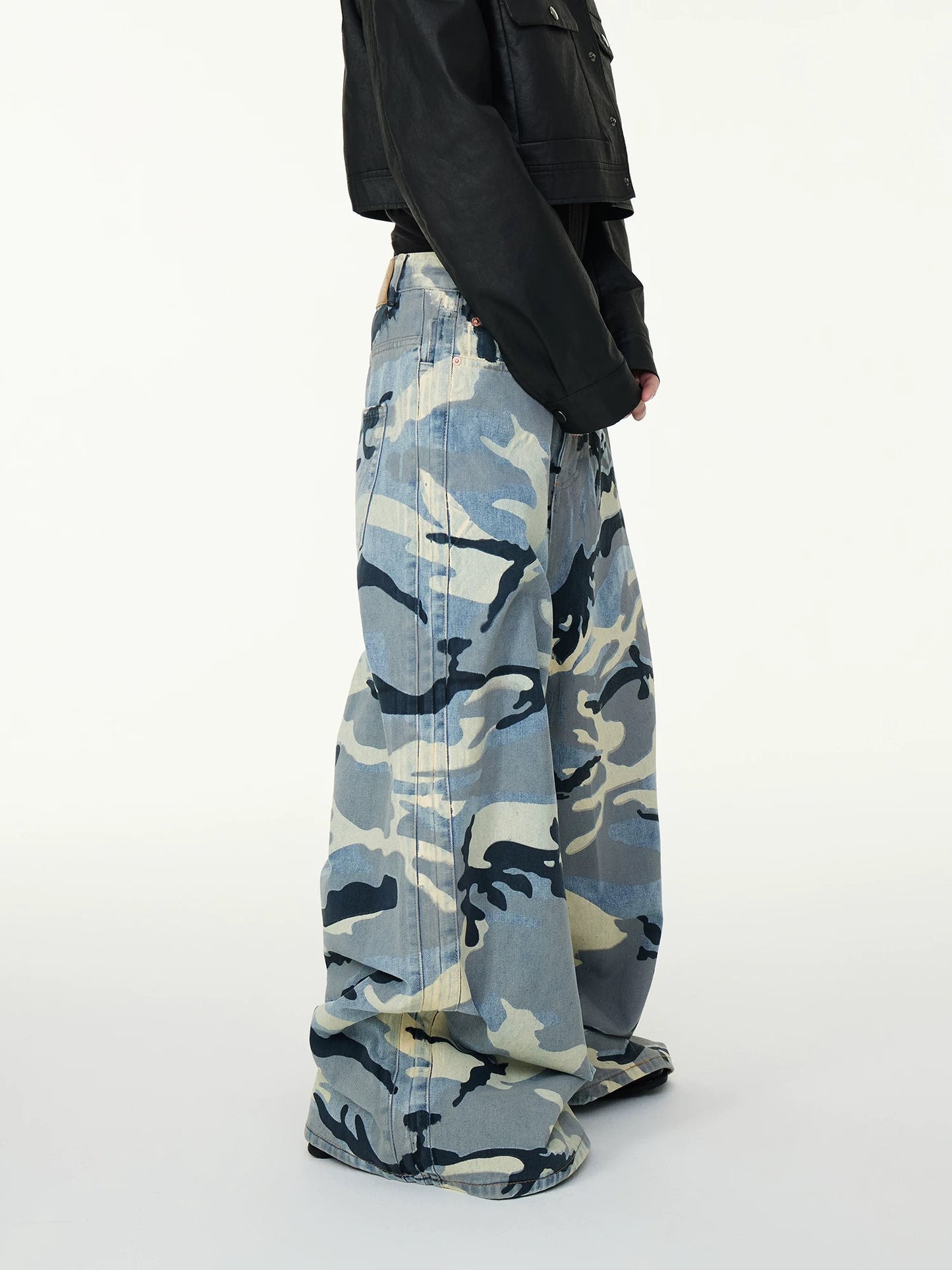 Collection Blue Camo Baggy Pants