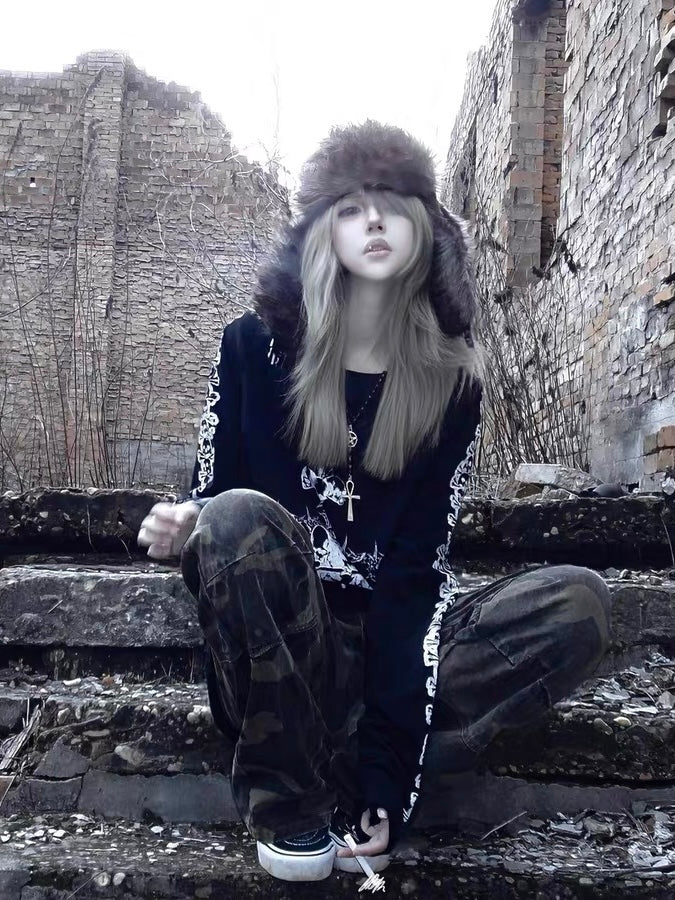 Collection Bloody Badges Ushanka hat