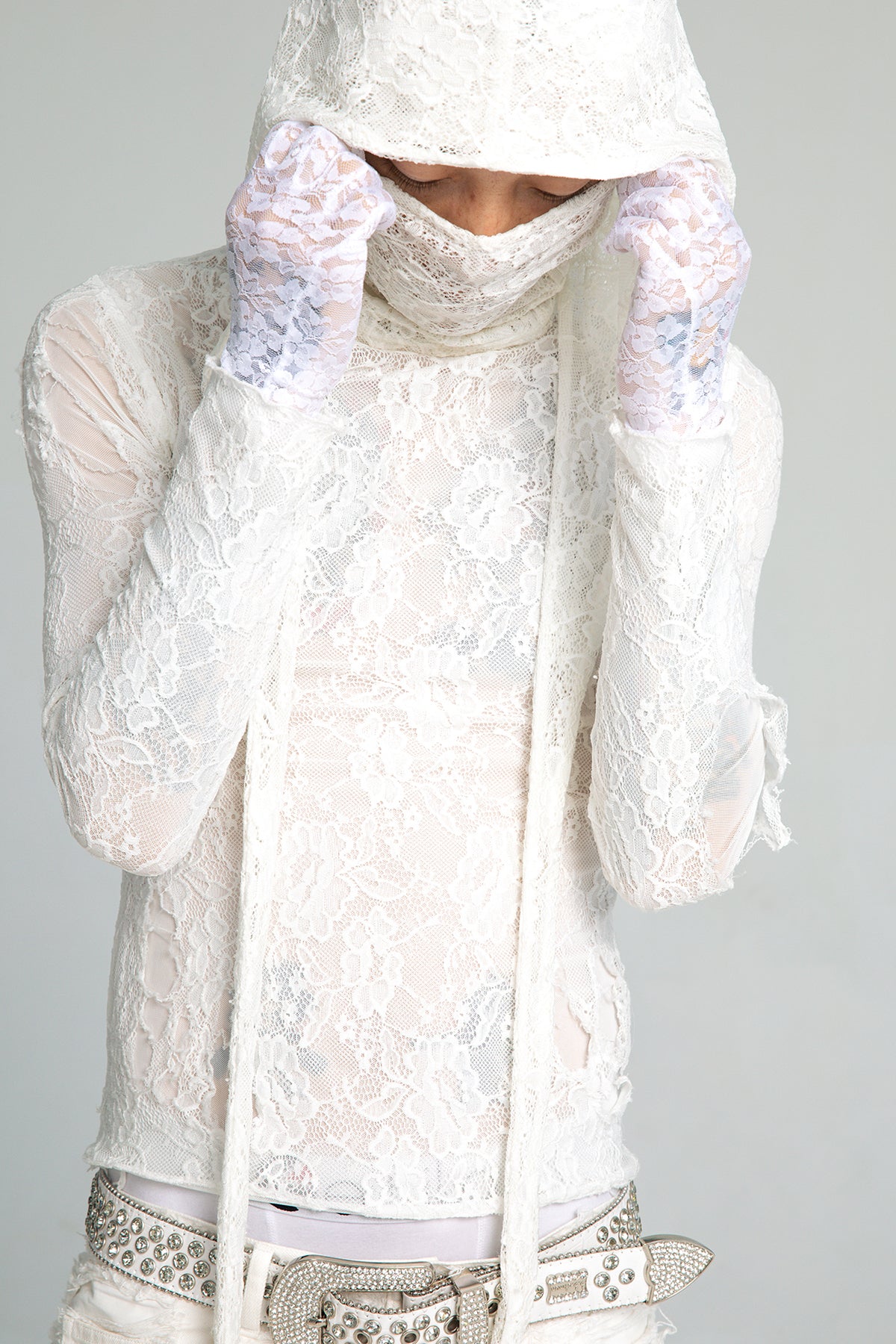 AONE4SURE x ILOVEUIHATEU White Lace Long Sleeve