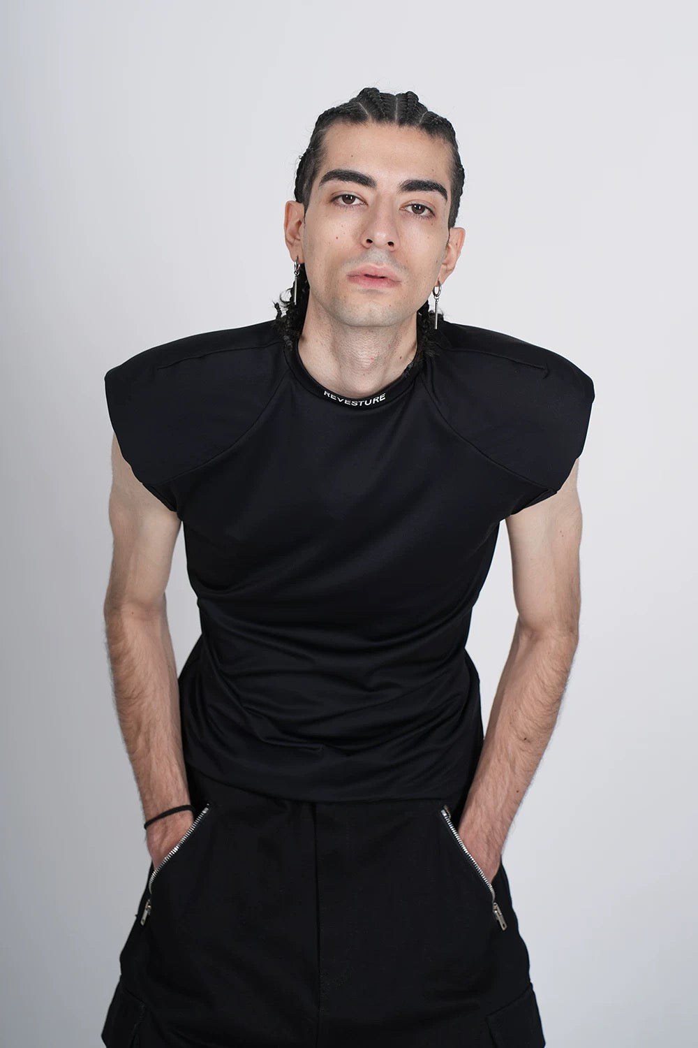 Collection Black Shoulder Pads T-shirt