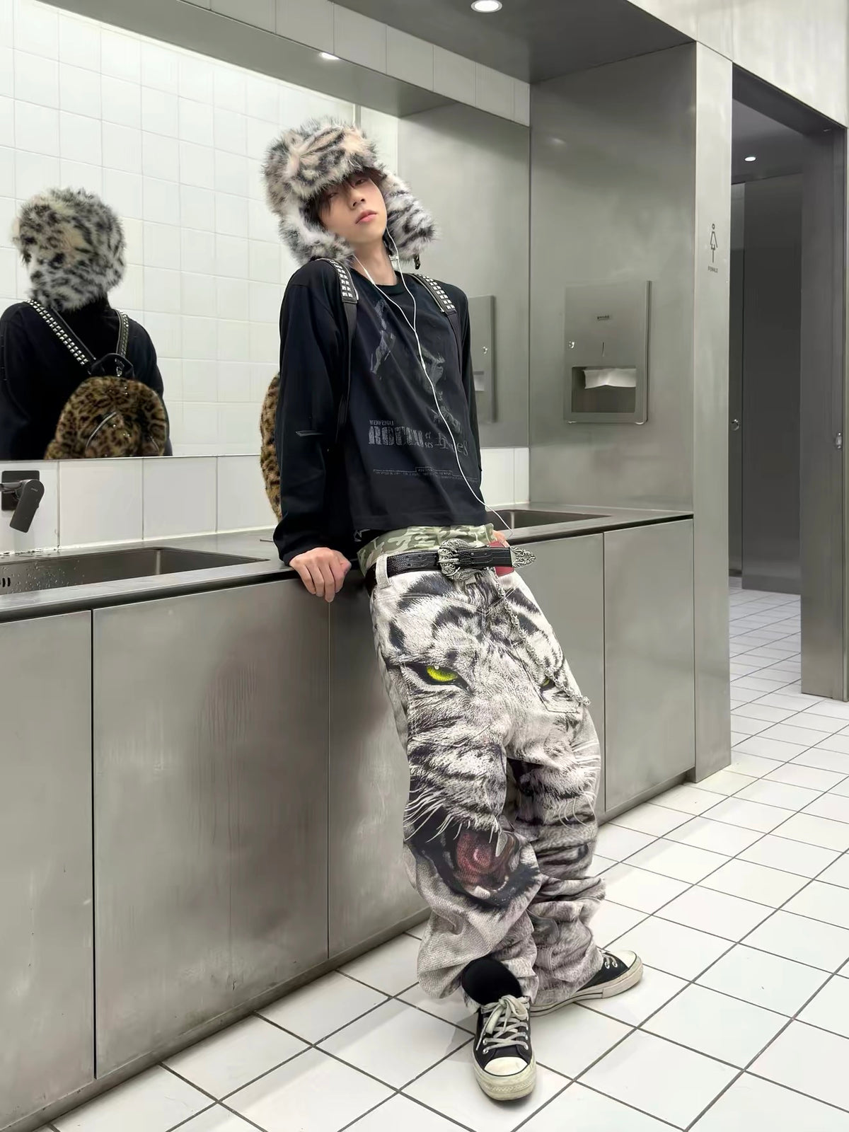 the White Tiger 3D printing waxed denim