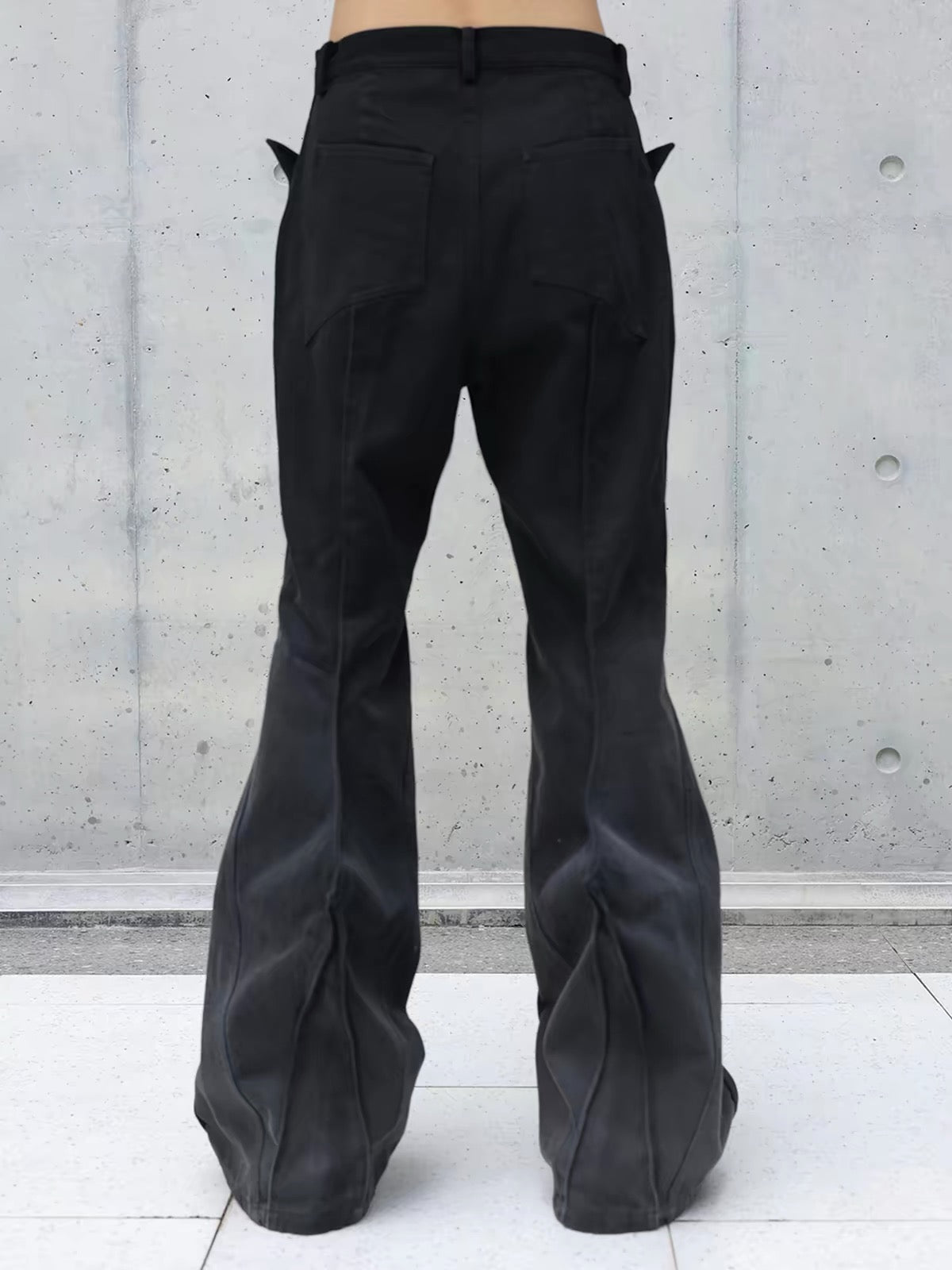 Vamp made the Dracula jeans