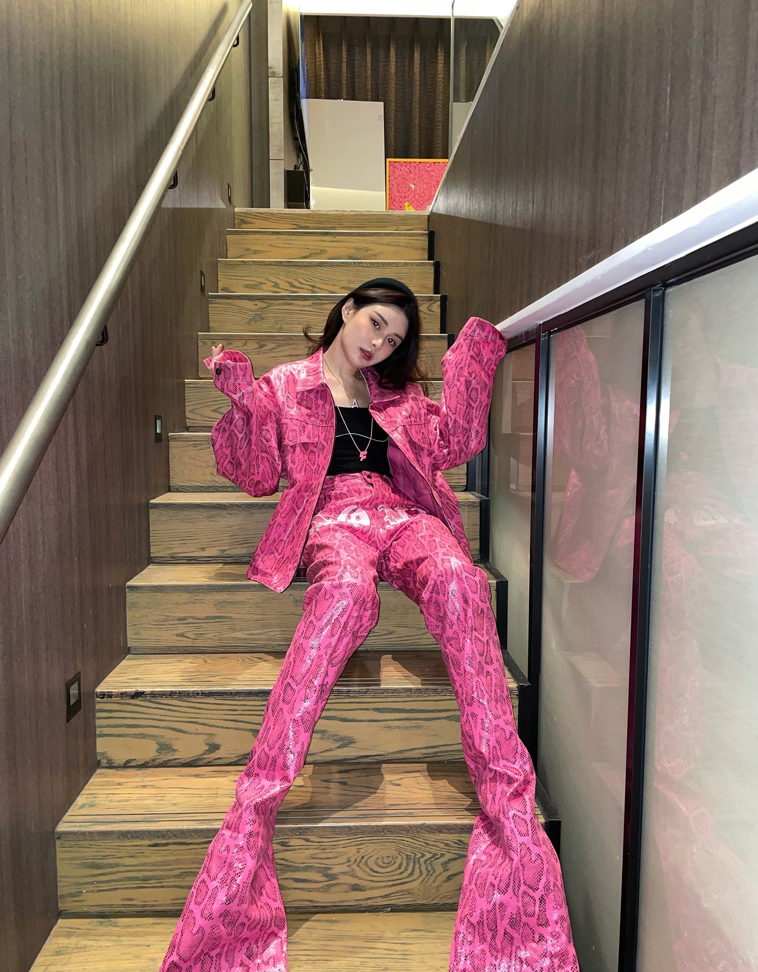 AONE4SURE SLATT Pink Snake Suit Jacket | medstar.ch